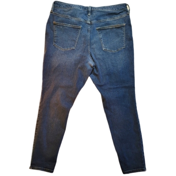 TORRID Women's Plus Size 14 Short - Picture 8 of 12